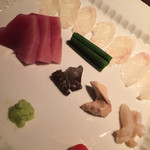 銀座 水野 - お造り：おこぜのうすつくり・胃袋・皮・肝・メジマグロ
