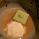 さつき豆腐と京湯葉