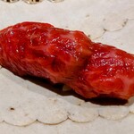 肉割烹 上 - ヒレ肉のお寿司