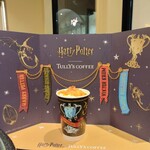 タリーズコーヒー 上郷SA下り店 - ハリー・ポッターのパンプキンパスティラテを飲みました。