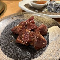 ホルモン焼肉 富や 栄店 - 