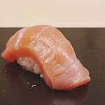 鮨 陸 - 中トロ(塩竈)