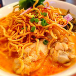 タイ料理バンセーン - カオソーイ（ココナッツイエローカレー）