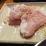 高幡不動 肉流通センター - 極上鶏カルビひなトロハーフ274円