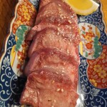 高幡不動 肉流通センター - 厚切り上タン塩1,539円