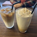 Cafe&Bar 菫 - ほうじ茶ラテ(¥500)&カフェラテ(¥450)