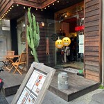 クリッターズバーガー - 店入口！