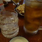 ゆうがお - 甕雫ロックに烏龍茶