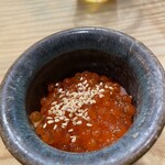 食堂 おがわ - “イクラご飯”。イクラの下は餅米のオコワ状。マッチングが絶妙！文句ない立ち上がり。