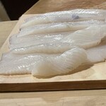 食堂 おがわ - “紋甲烏賊”。美しい！の一言。細かく包丁が入り歯応えサックリ。烏賊の味わいがしっかりと出ています。