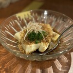 肴鶏魚 Miiima - 呉豆腐（ごま醤油）280円