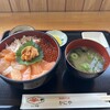 かにや ホロベツ店