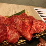 焼肉 ARATA - 特上ロース
