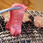 炭火焼きホルモン にく月 - 