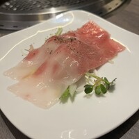近江うし焼肉 にくTATSU 日本橋室町店 - 