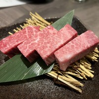 近江うし焼肉 にくTATSU 日本橋室町店 - 