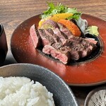 神戶牛炭火牛排・逸品 寅松之肉滴 - 