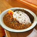 スパイスカレーandカフェ チカク - 2種がけ
