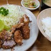 とんかつ とんき - ヒレかつ定食(税込1,600円)
①ヒレかつ、千切り甘藍&萵苣&蜜柑、パセリ②白ご飯③豚汁④お漬け物(甘藍&人参&胡瓜)