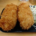 大都会 - カニクリームコロッケ 450円(税込) (2024年11月8日撮影)