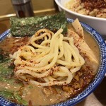 つけめん桜の如く - 今日も麺が浮いてる