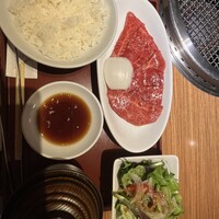 焼肉 しんうち 神楽坂 - 