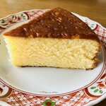 バターケーキの長崎堂 - カットの断面✨