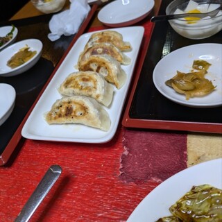 四川料理 餃子・王_1