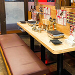 和牛焼肉大衆酒場 ホルモン博多春吉のじゃん横 - 