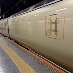 TRAIN SUITE 四季島 - 四季島車両