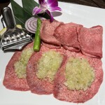 叙々苑 大丸心斎橋店 - 上ネギタン塩焼