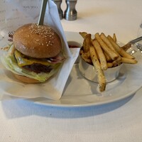 オーク ドア - オークドアバーガー・フライドポテト