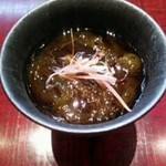 水暉 - 先付は、糸モズクの酢の物。