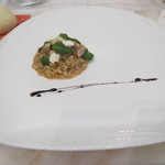 クイントカント - リゾット ウズラ サルヴァ ミント バルサミコ