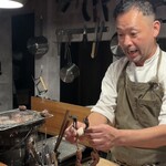 HIGASHITANI  - カラスの足 焼きますよー