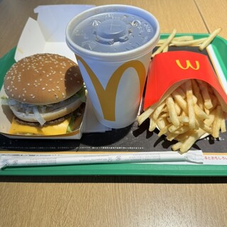 口コミ一覧 : マクドナルド 戸畑夜宮店 （McDonald's） - 枝光