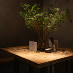 ルポン 恵比寿 - 内観　テーブル