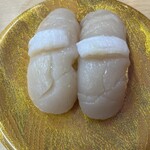 寿司本家 - 特大ホタテ