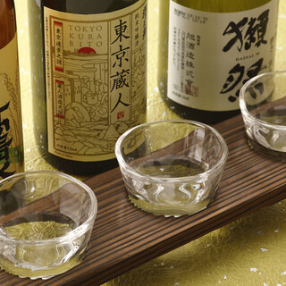 種類豊富な日本酒からお気に入りを見つけてみては。