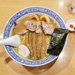 中華そば 青葉 - 特製中華そば。