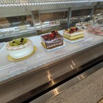 ル・ミリュウ - ホールケーキもあります