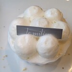 ル・ミリュウ - 「紅茶のムース」はチーズムースとチェリーが隠れています。