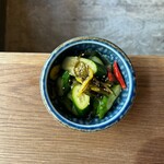 塩昆布と柚子皮の冷やしきゅうり