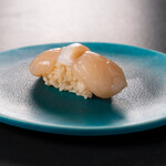 SUSHIROKU - 肉厚ホタテ