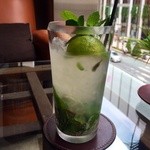 アクアリウム　at ALFRED DUNHILL - 2種類のミントを贅沢に使用したモヒート