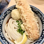 梅田 釜たけうどん - 