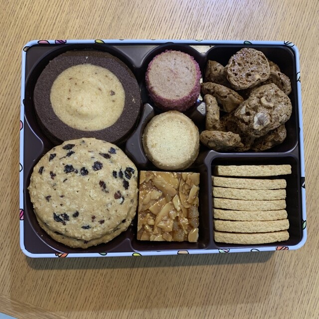 PIERRE HERME PARIS Nagoya Sakae Mitsukoshi photo 2