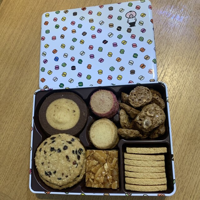 PIERRE HERME PARIS Nagoya Sakae Mitsukoshi photo 3