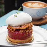 ペチカスケマサコーヒー - アップルボム（740円） フラットホワイト（600円）