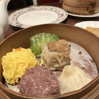 Shanghai Dining 状元樓 - 